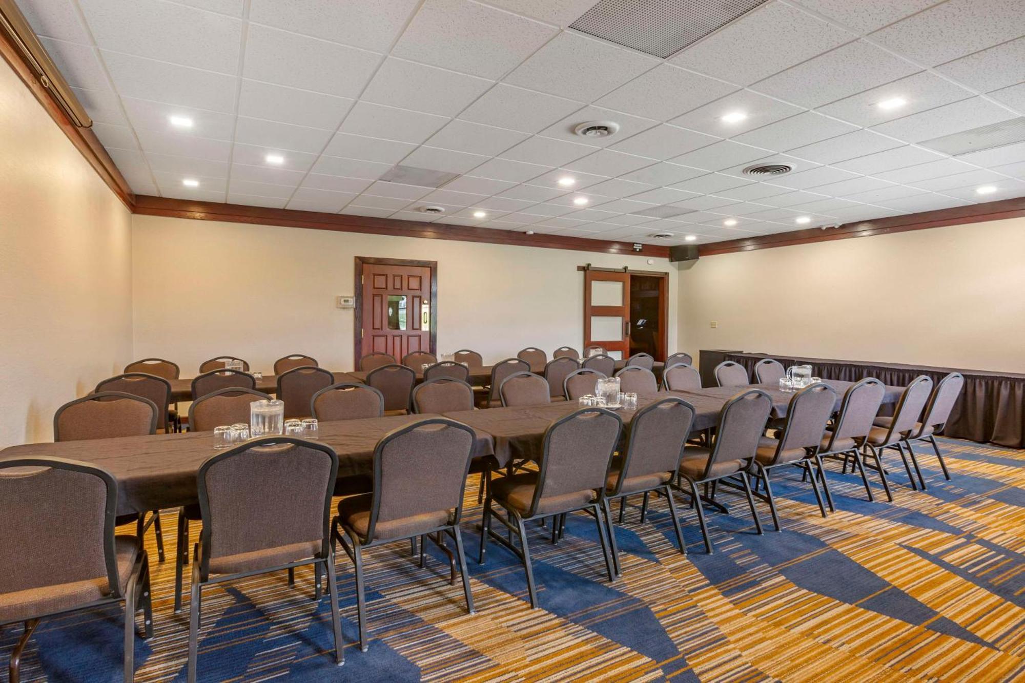 Best Western Plus Butte Plaza Inn Exterior foto