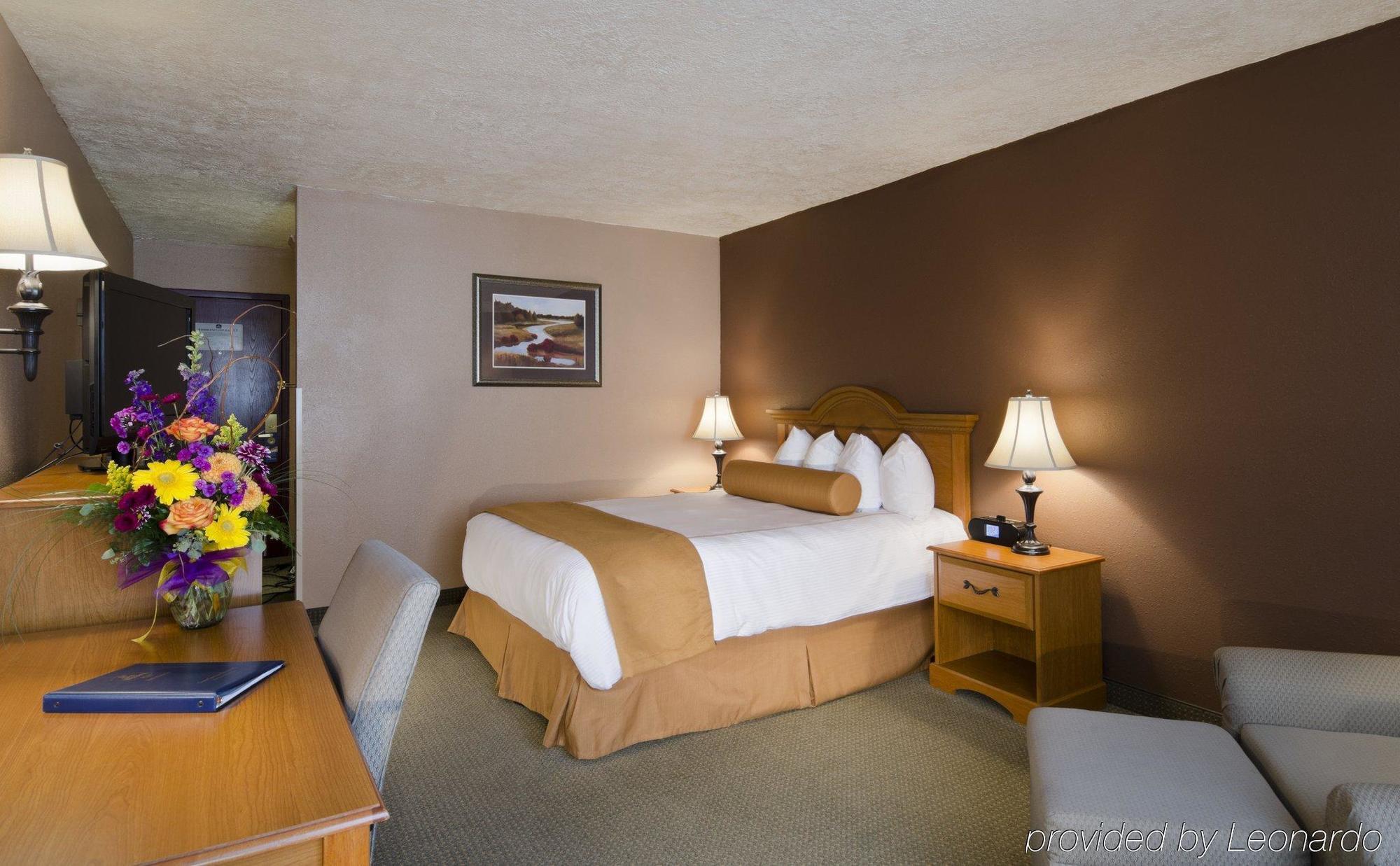 Best Western Plus Butte Plaza Inn Exterior foto